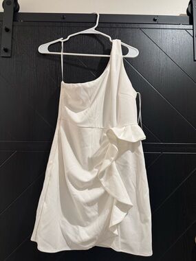 Lena White One-Shoulder Ruffle Mini Dress Size Large